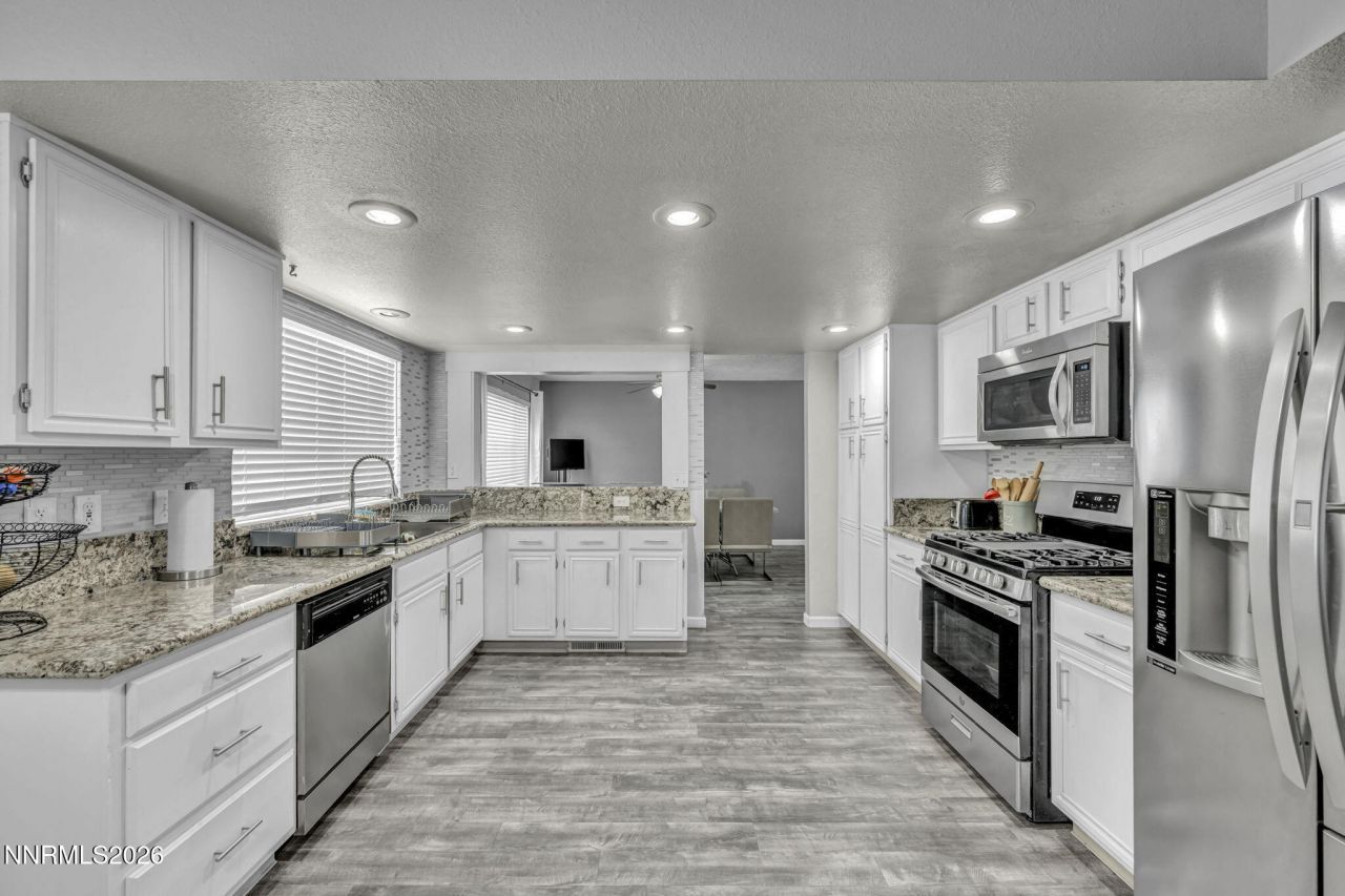 8655 Silver Shores Drive, Reno, NV 89506 Photo