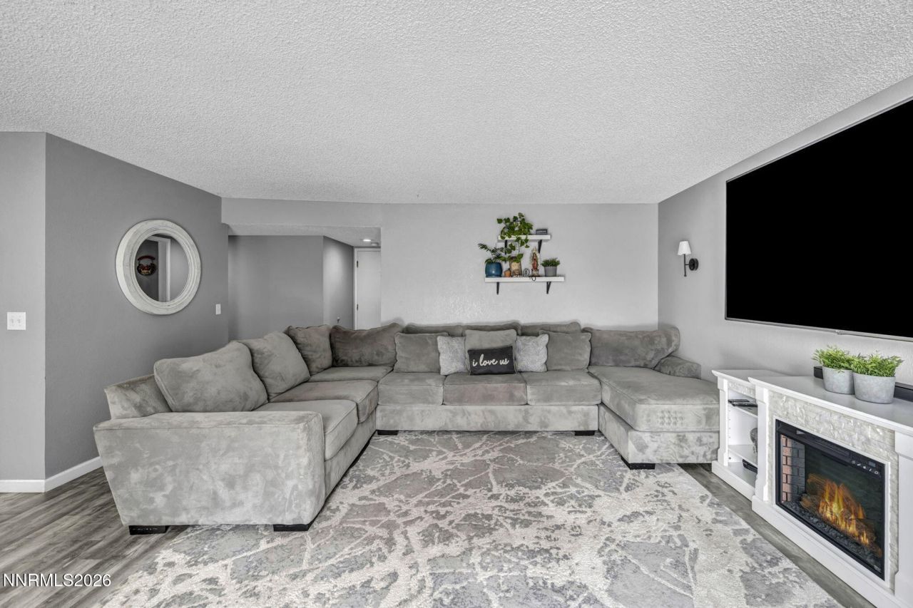 8655 Silver Shores Drive, Reno, NV 89506 Photo