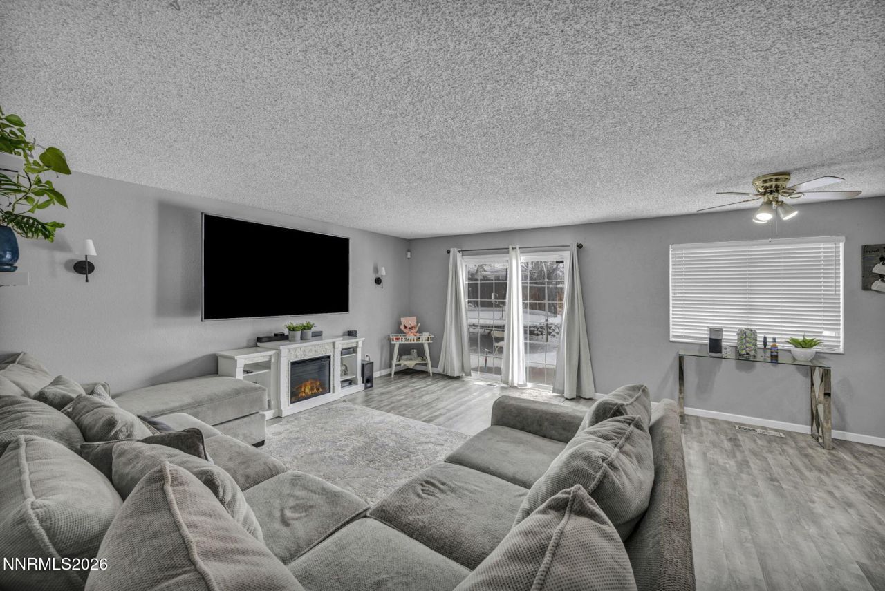 8655 Silver Shores Drive, Reno, NV 89506 Photo