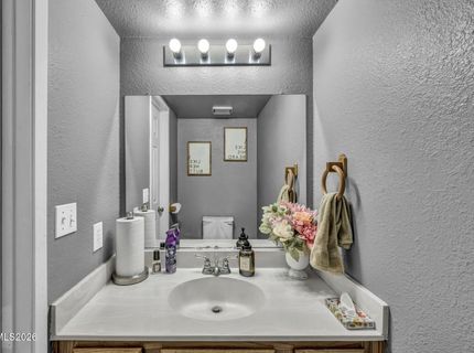 8655 Silver Shores Drive, Reno, NV 89506 Photo