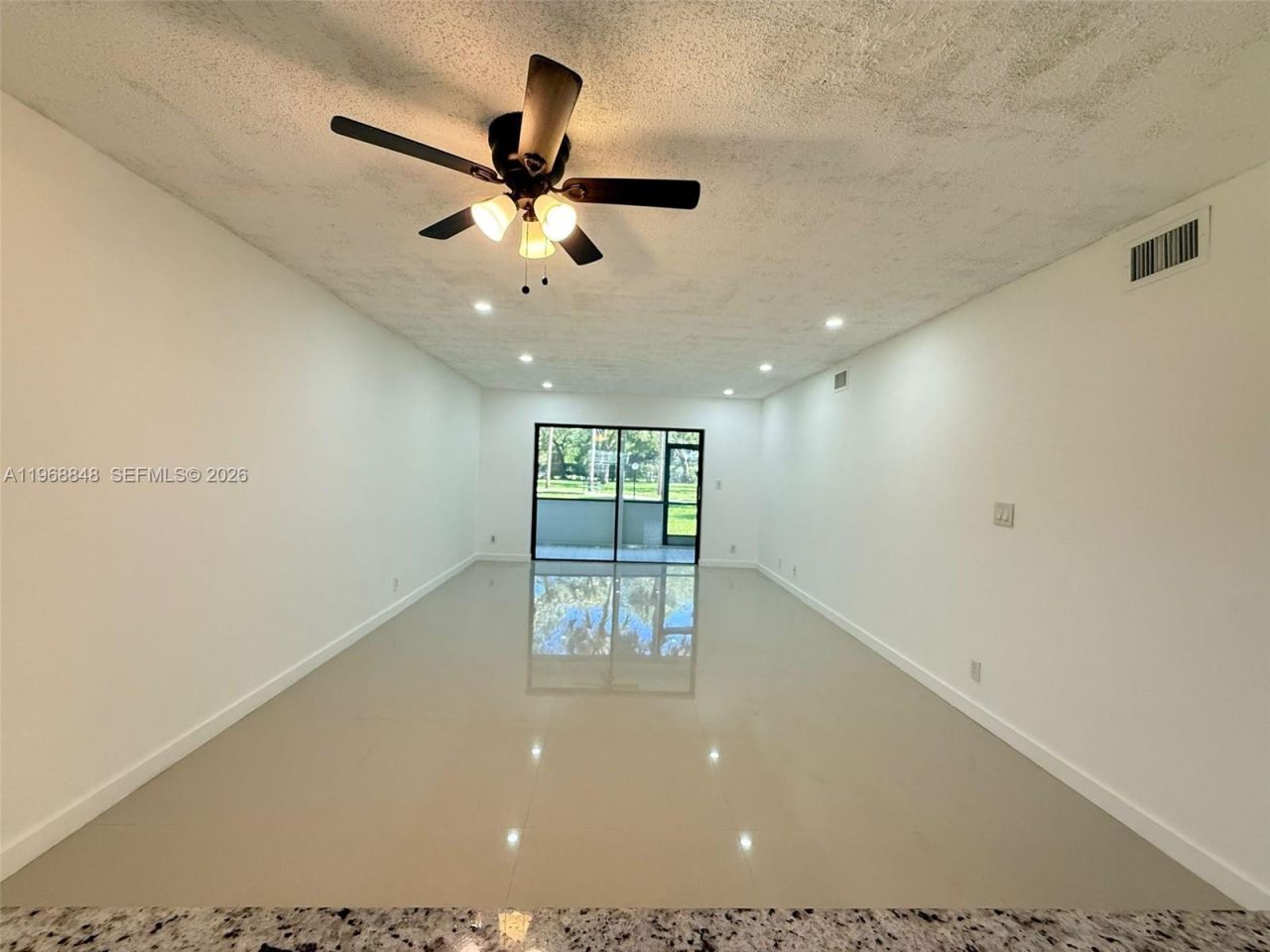 6095 N Sabal Palm Blvd, Unit 103, Tamarac, FL 33319 Photo
