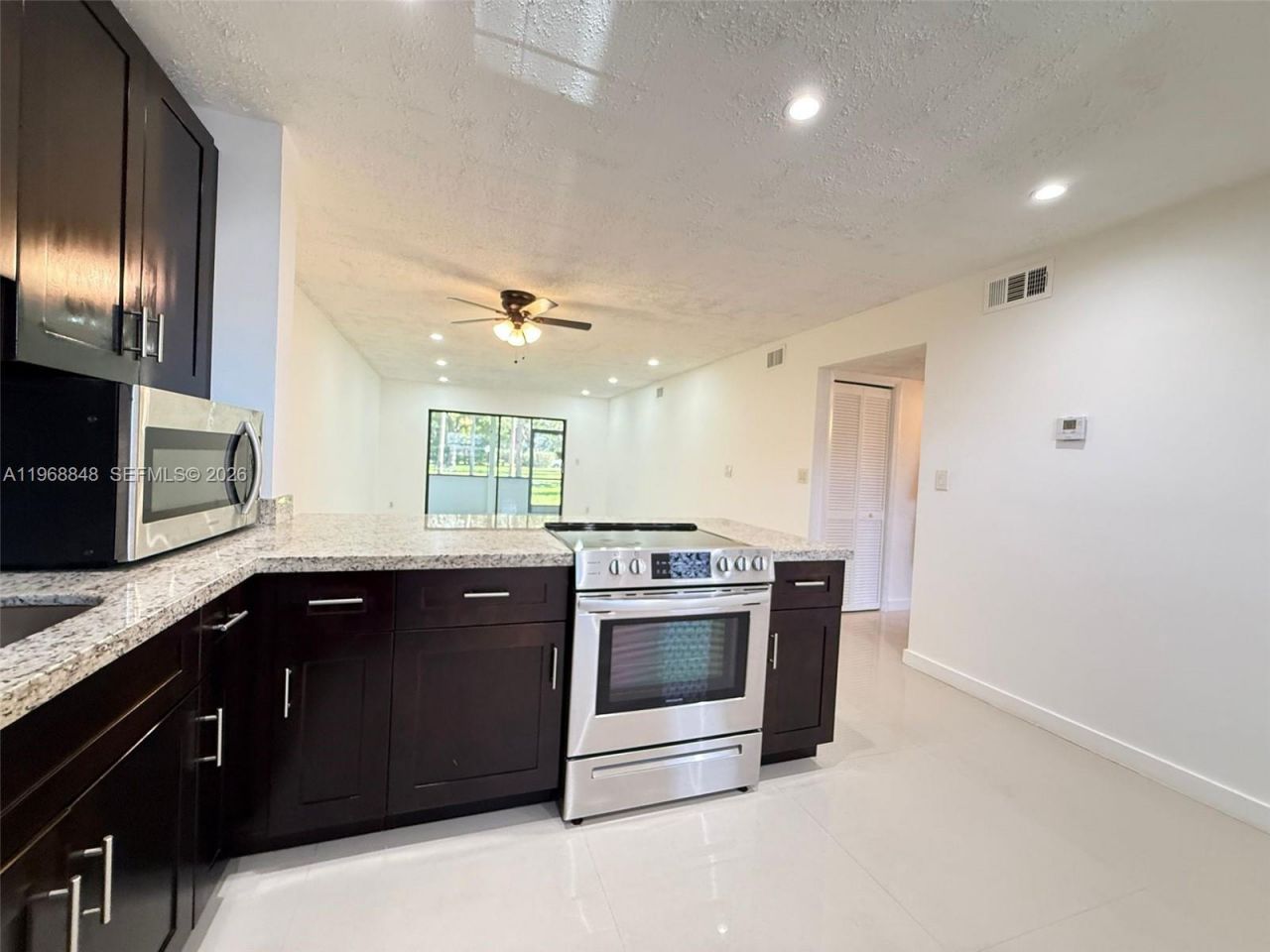 6095 N Sabal Palm Blvd, Unit 103, Tamarac, FL 33319 Photo