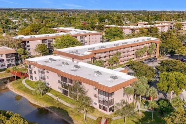 6095 N Sabal Palm Blvd, Unit 103, Tamarac, FL 33319 Photo