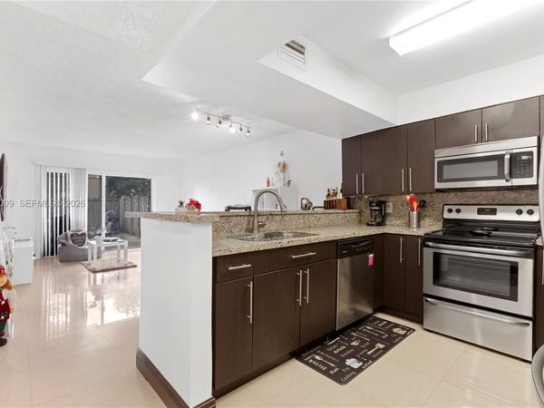 4910 NW 79th Ave, Unit 103, Doral, FL 33166