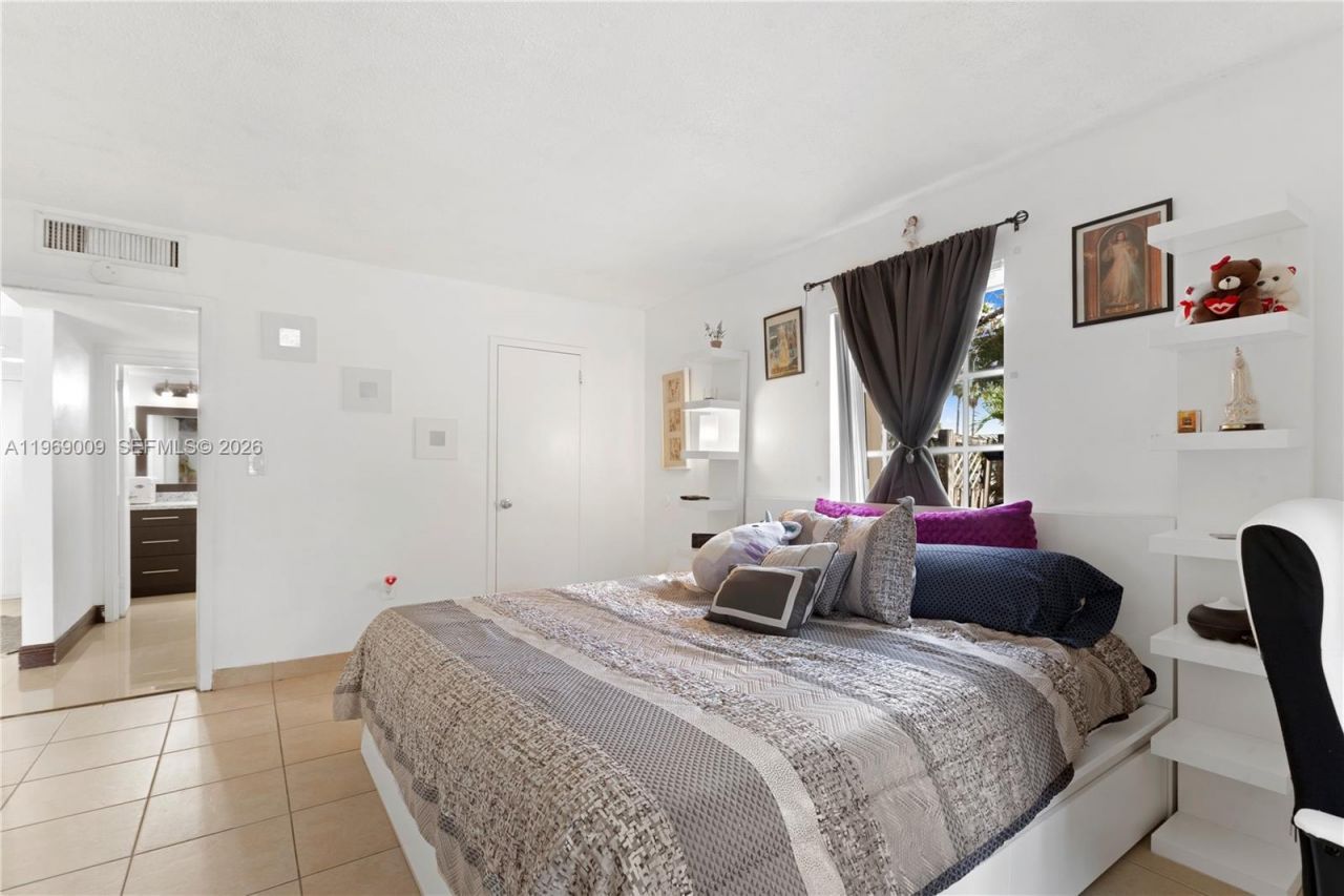 4910 NW 79th Ave, Unit 103, Doral, FL 33166 Photo