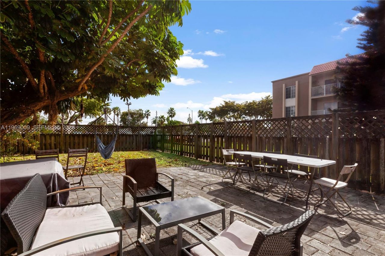 4910 NW 79th Ave, Unit 103, Doral, FL 33166 Photo