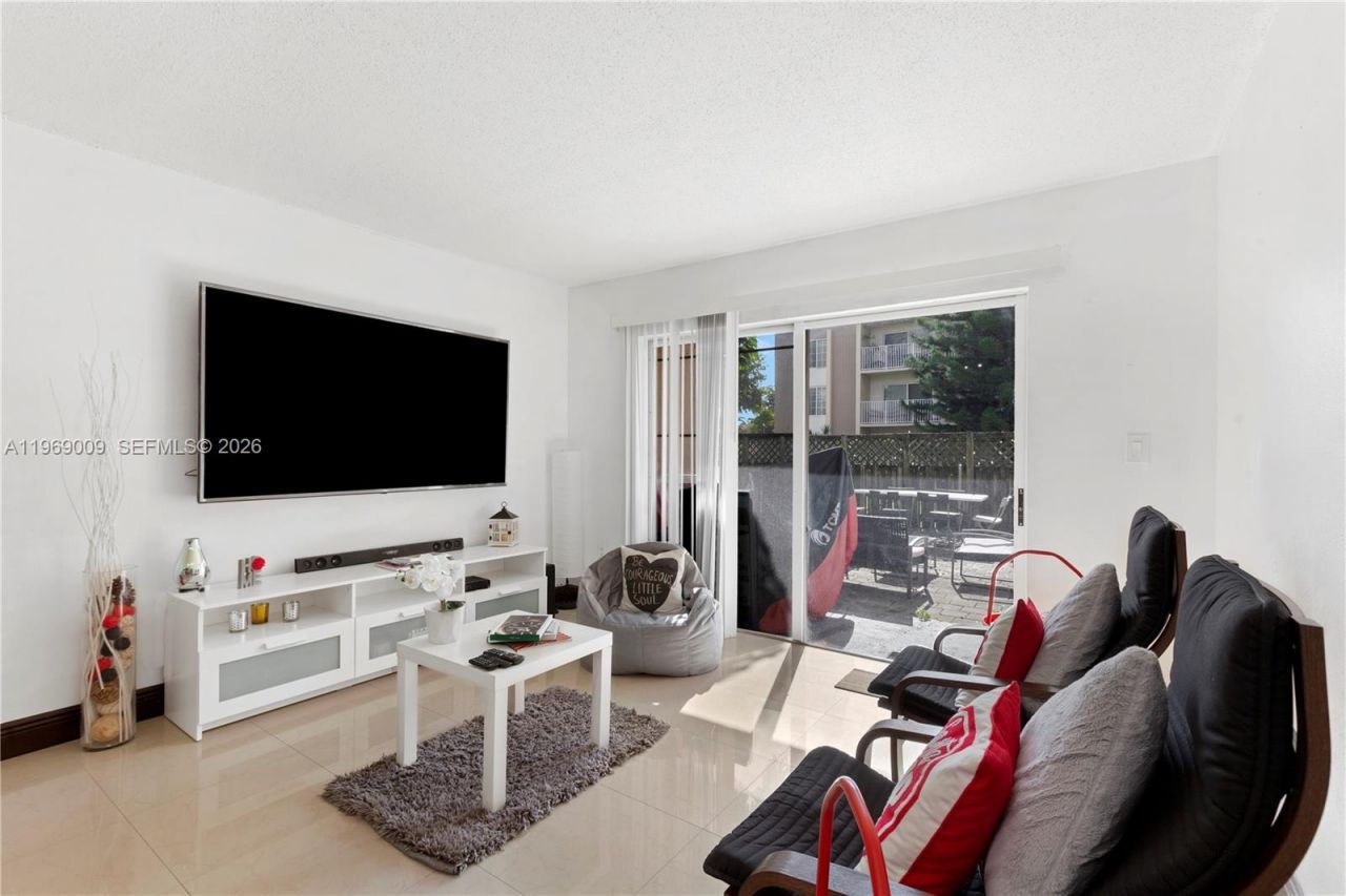 4910 NW 79th Ave, Unit 103, Doral, FL 33166 Photo