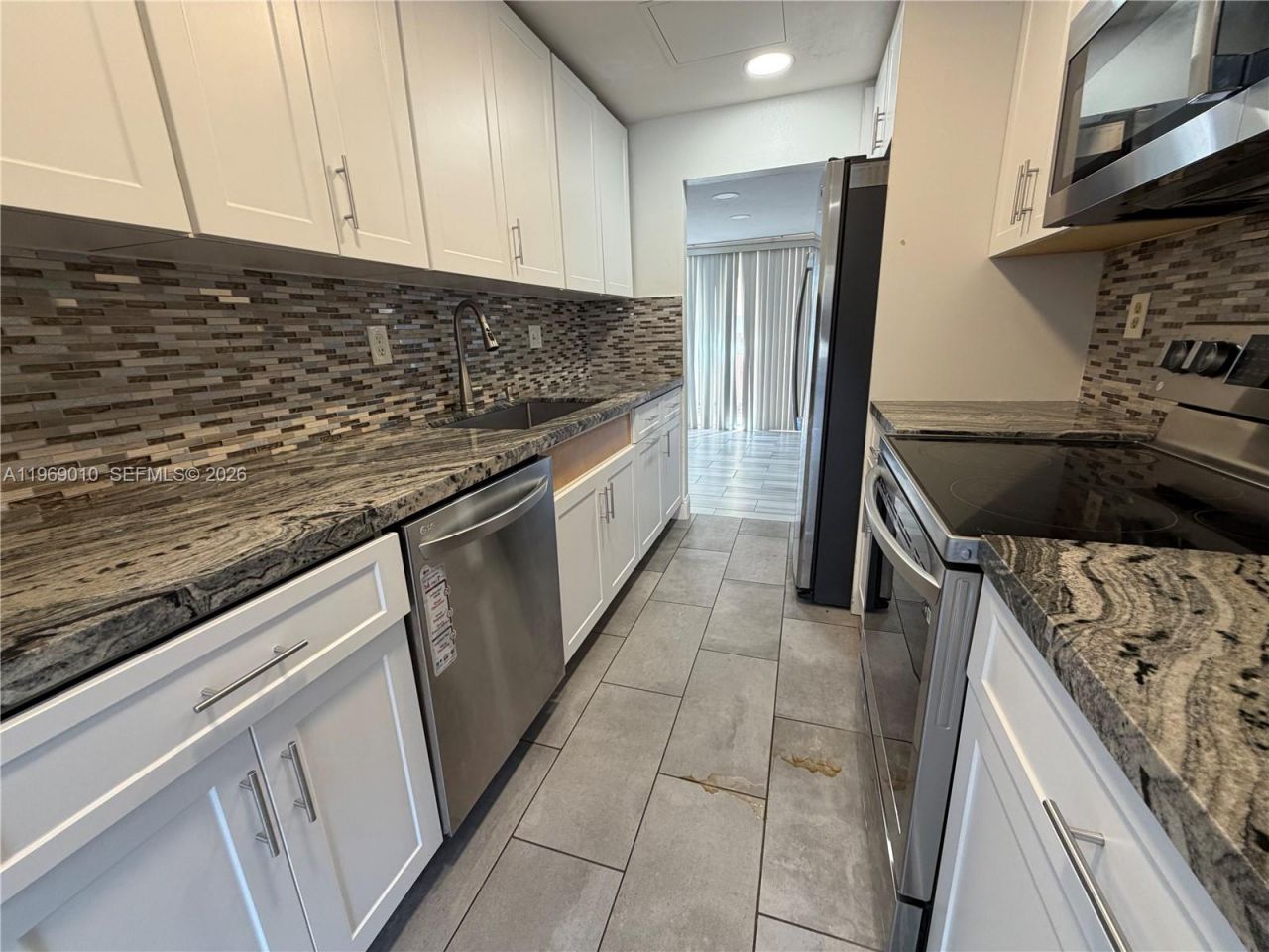 853 NW 81st Ter, Plantation, FL 33324 Photo