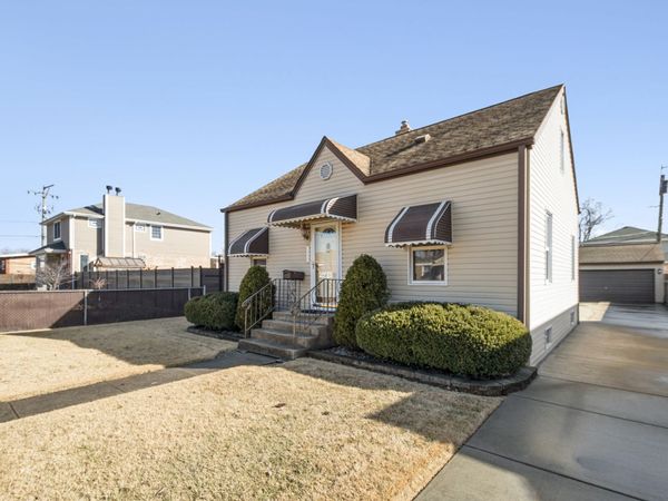 10323 S Troy Avenue, Chicago, IL 60655