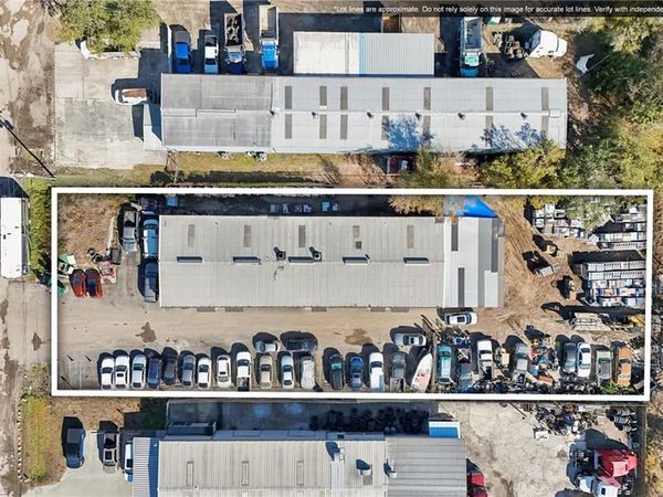 7521 Aluminum RD, NORTH FORT MYERS, FL 33903