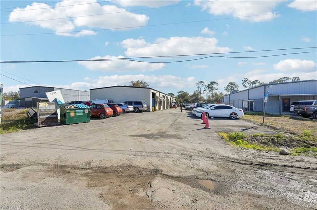 7521 Aluminum Rd, North Fort Myers, FL 33903 Photo