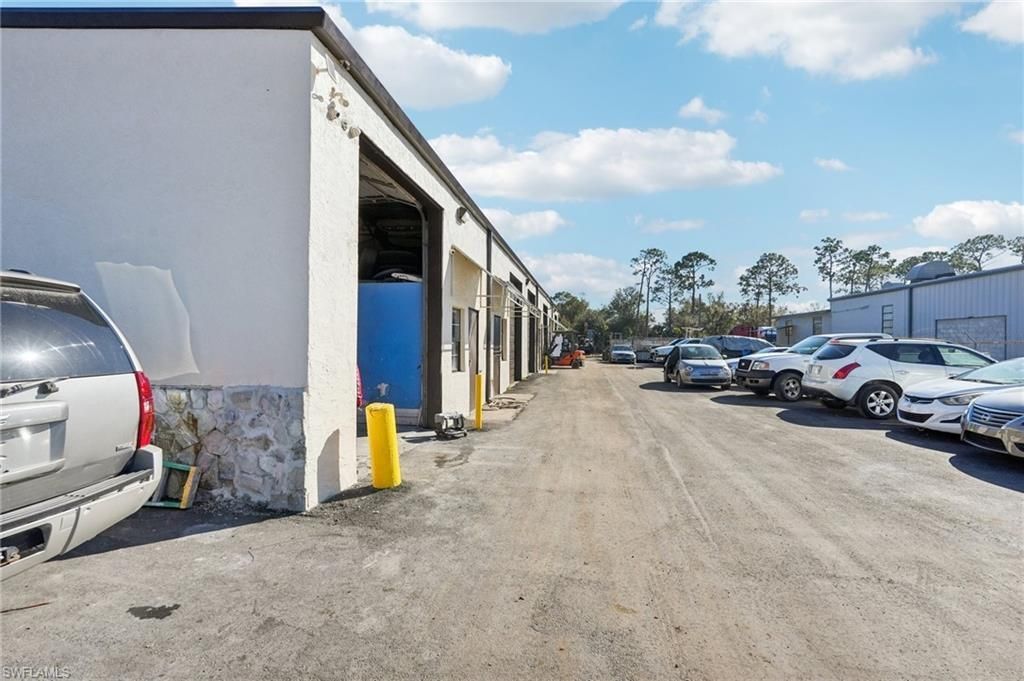7521 Aluminum Rd, North Fort Myers, FL 33903 Photo