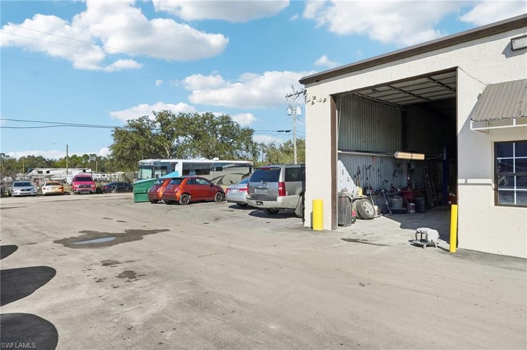 7521 Aluminum Rd, North Fort Myers, FL 33903 Photo