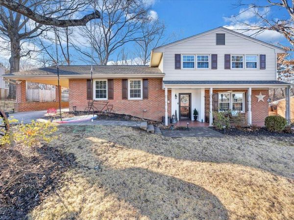 2831 Westclub DR , Salem, VA 24153