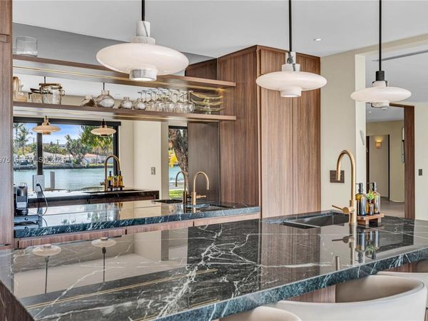 1170 S Biscayne Point Rd , Unit N/A, Miami Beach, FL 33141