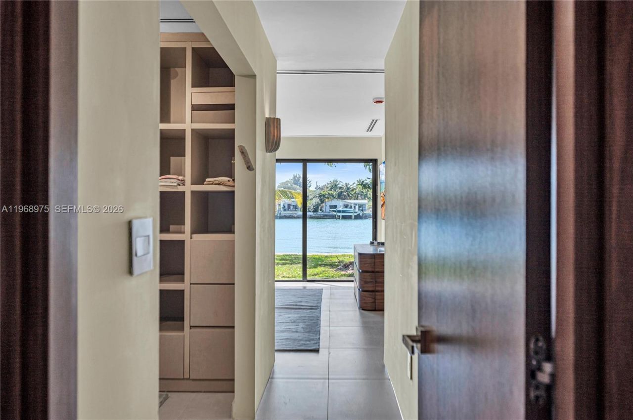 1170 S Biscayne Point Rd , Unit N/A, Miami Beach, FL 33141 Photo