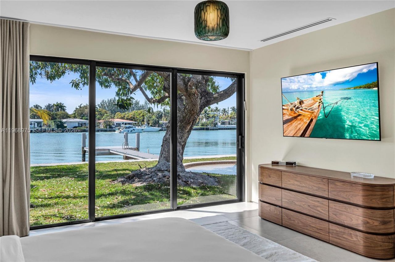 1170 S Biscayne Point Rd , Unit N/A, Miami Beach, FL 33141 Photo