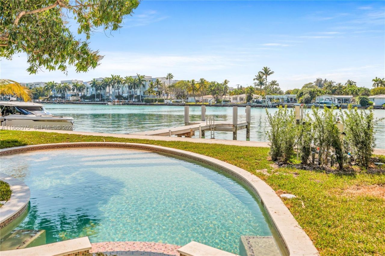 1170 S Biscayne Point Rd , Unit N/A, Miami Beach, FL 33141 Photo