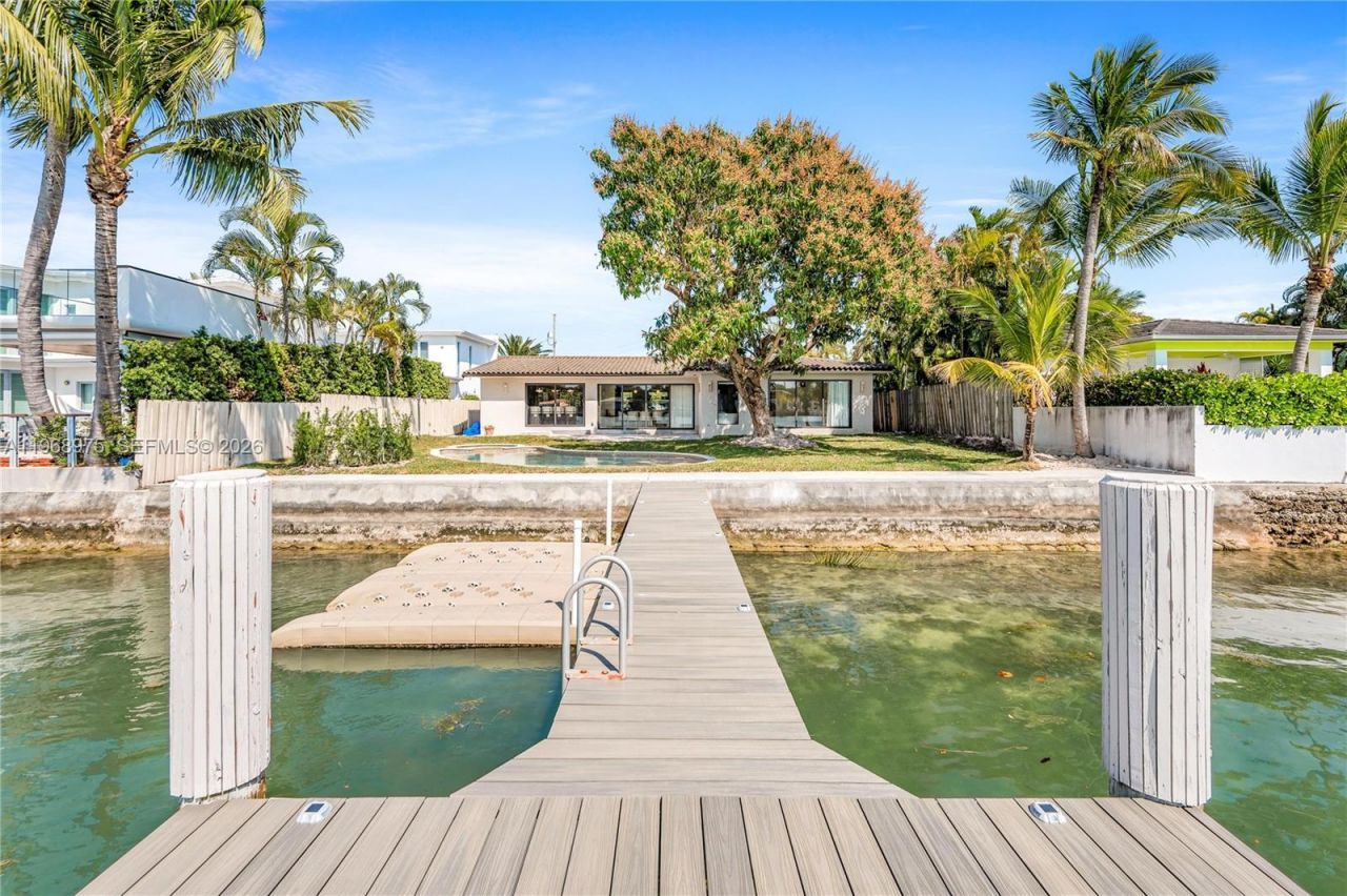 1170 S Biscayne Point Rd , Unit N/A, Miami Beach, FL 33141 Photo