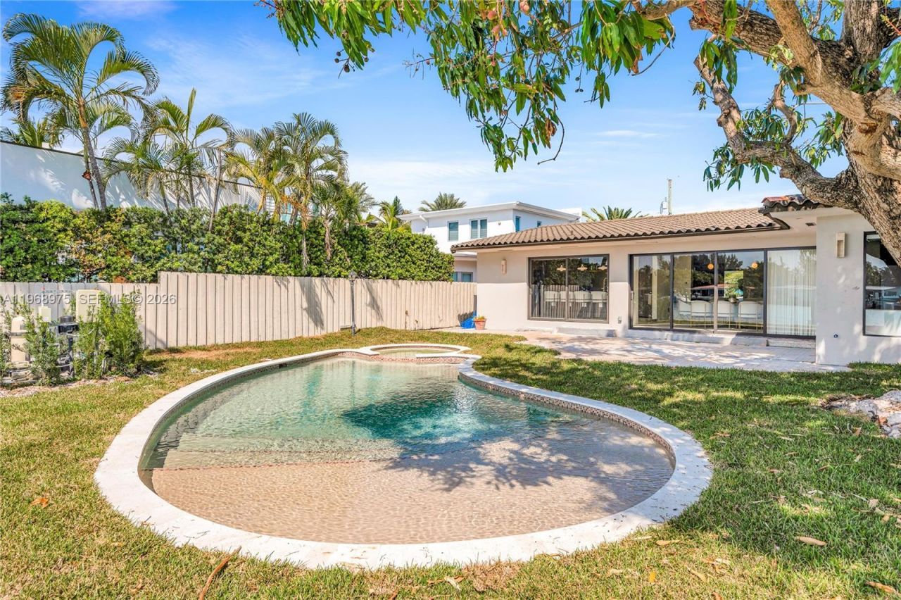 1170 S Biscayne Point Rd , Unit N/A, Miami Beach, FL 33141 Photo