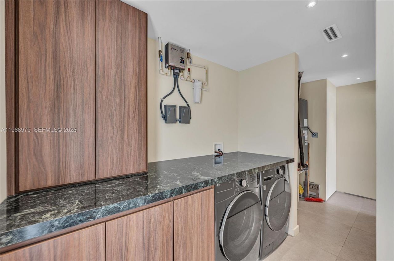 1170 S Biscayne Point Rd , Unit N/A, Miami Beach, FL 33141 Photo