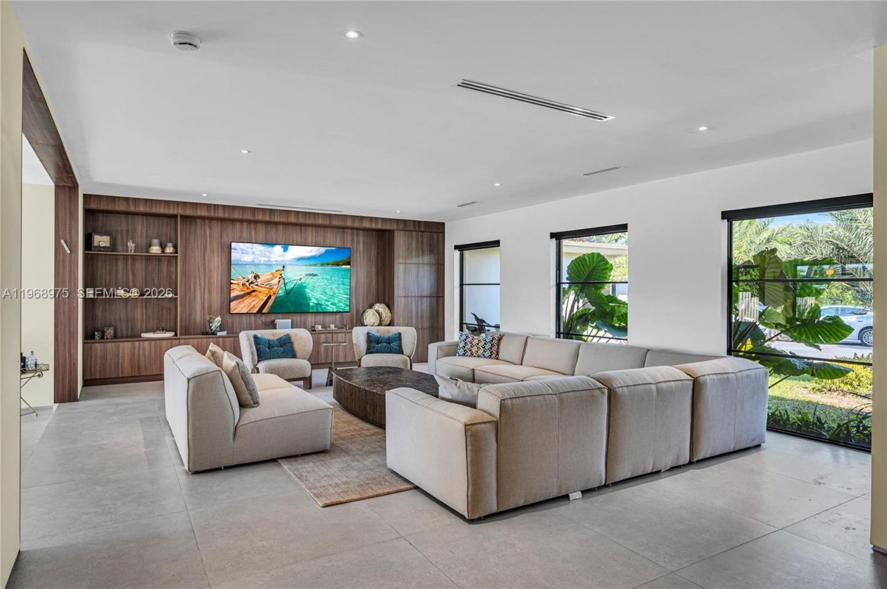 1170 S Biscayne Point Rd , Unit N/A, Miami Beach, FL 33141 Photo