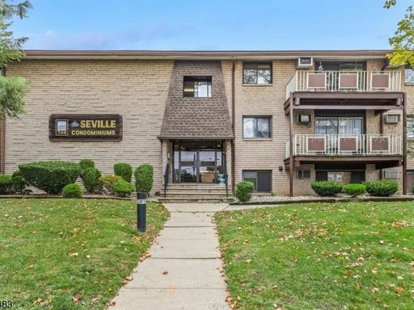 747 N Broad St, Elizabeth, NJ 07208