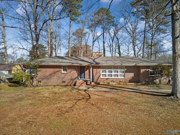 102 Ilene Street, Rainbow City, AL 35906