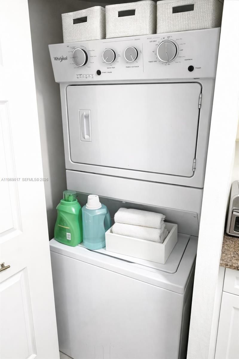 17125 N Bay Rd , Unit 3105, Sunny Isles Beach, FL 33160 Photo