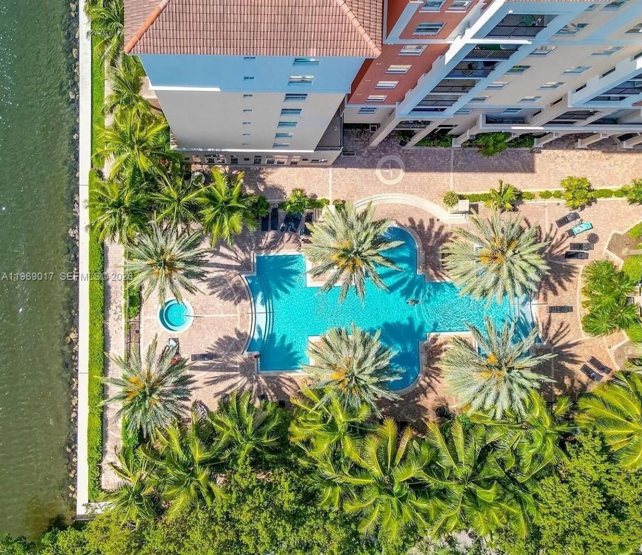 17125 N Bay Rd , Unit 3105, Sunny Isles Beach, FL 33160 Photo