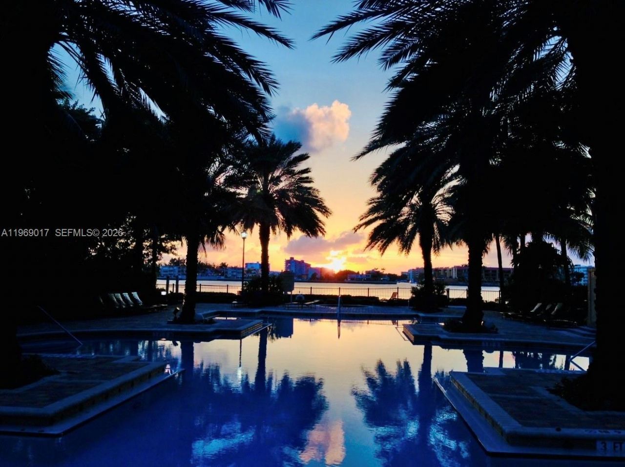 17125 N Bay Rd , Unit 3105, Sunny Isles Beach, FL 33160 Photo