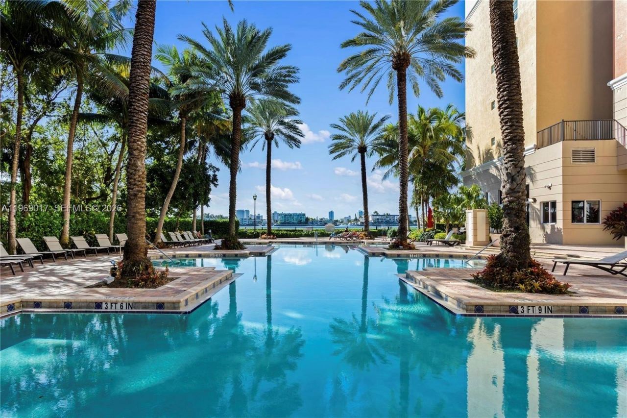 17125 N Bay Rd , Unit 3105, Sunny Isles Beach, FL 33160 Photo