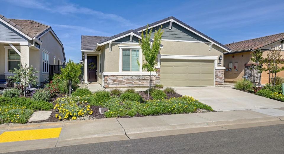 8961 Cerro Vista Dr, El Dorado Hills, CA 95762 Photo