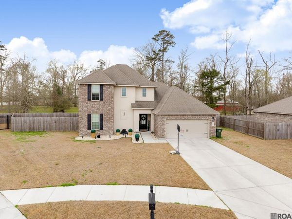 17469 Soaring Flight Dr, Prairieville, LA 70769