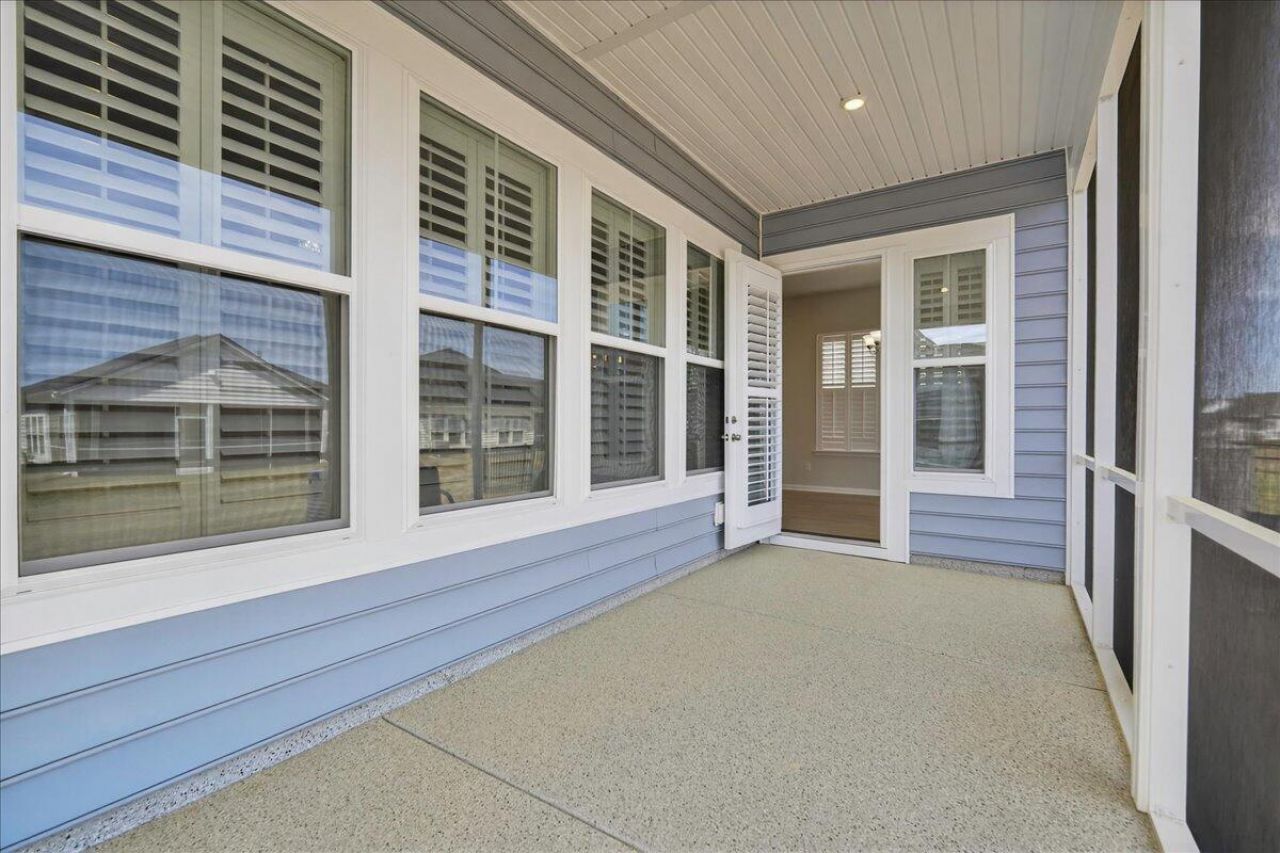 1108 Cooper Point Street Photo 19