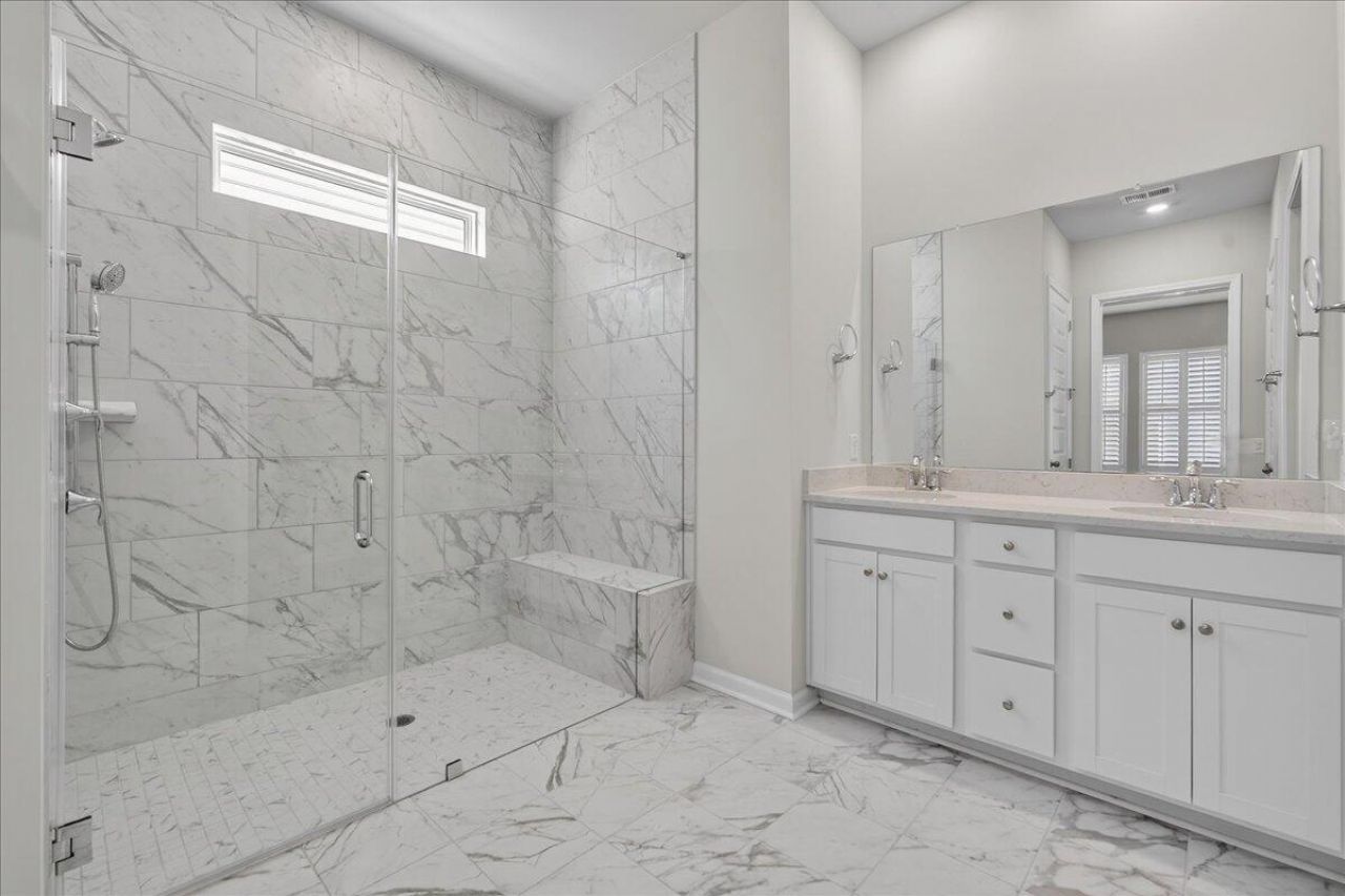 1108 Cooper Point Street Photo 25