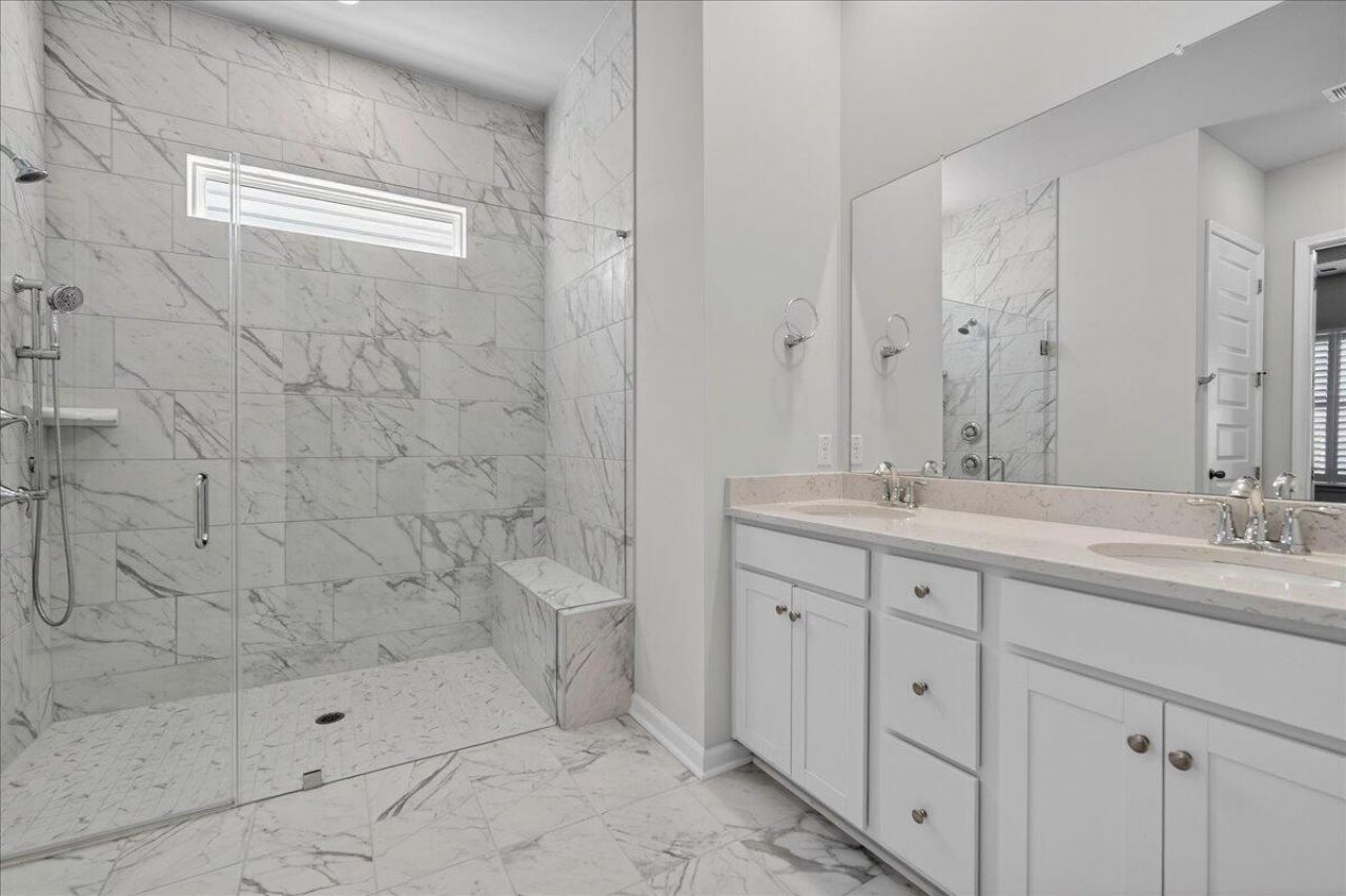 1108 Cooper Point Street Photo 26