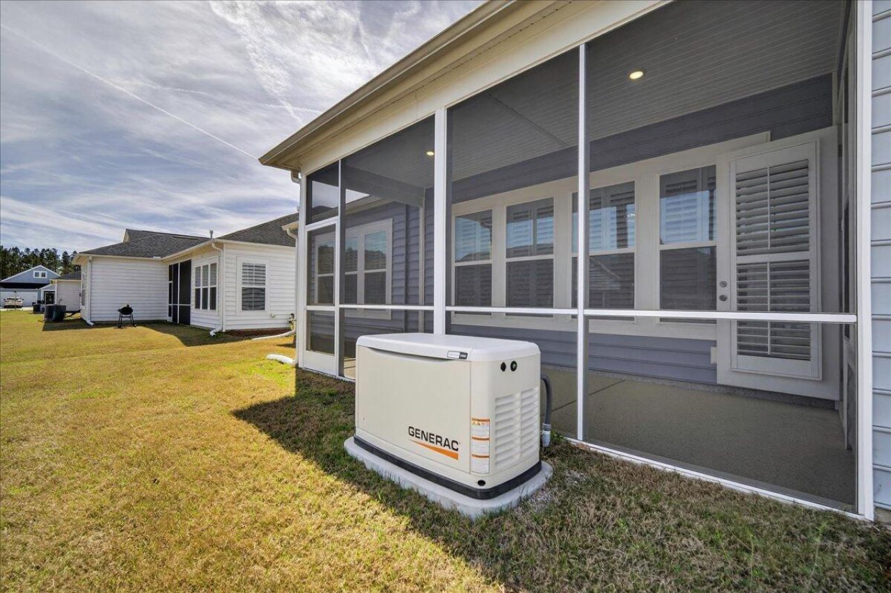 1108 Cooper Point Street Photo 33