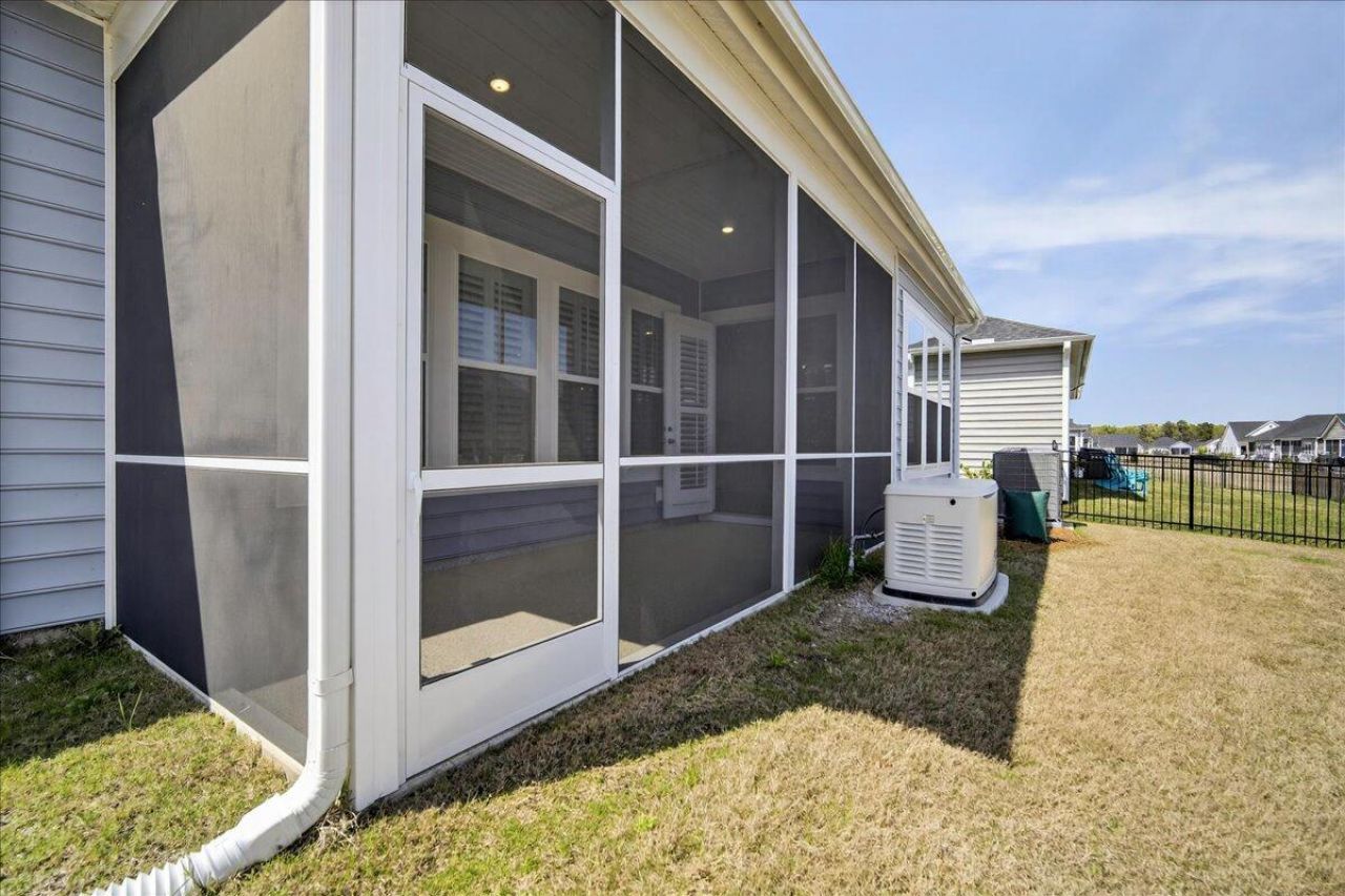 1108 Cooper Point Street Photo 34