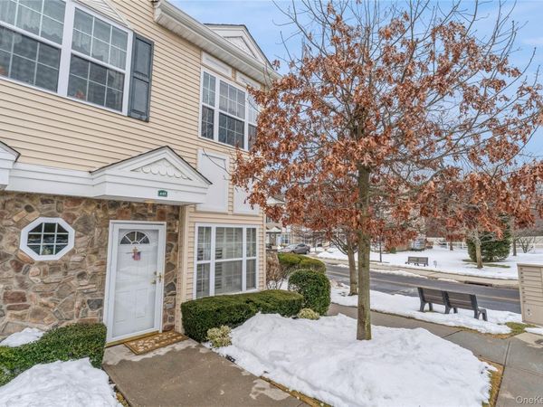 448 Winter Place, East Meadow, NY 11554