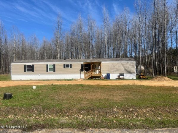 1725 Mcclyde Road, Como, MS 38619