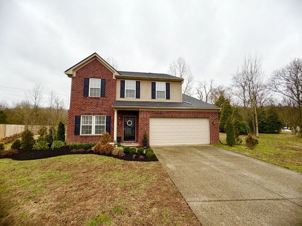 3010 Gale Ct, Spring Hill, TN 37174