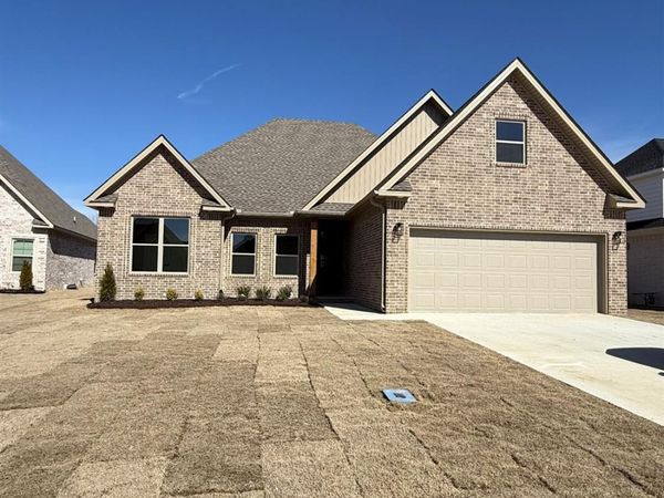 3100 Bear Creek Cove, Jonesboro, AR 72404