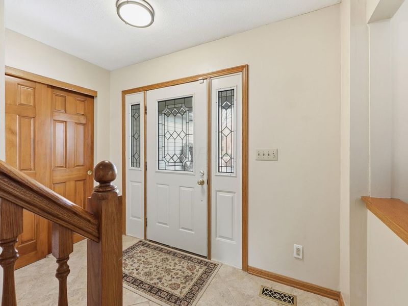 5647 Tara Hill Drive, Dublin, OH 43017 Photo 7