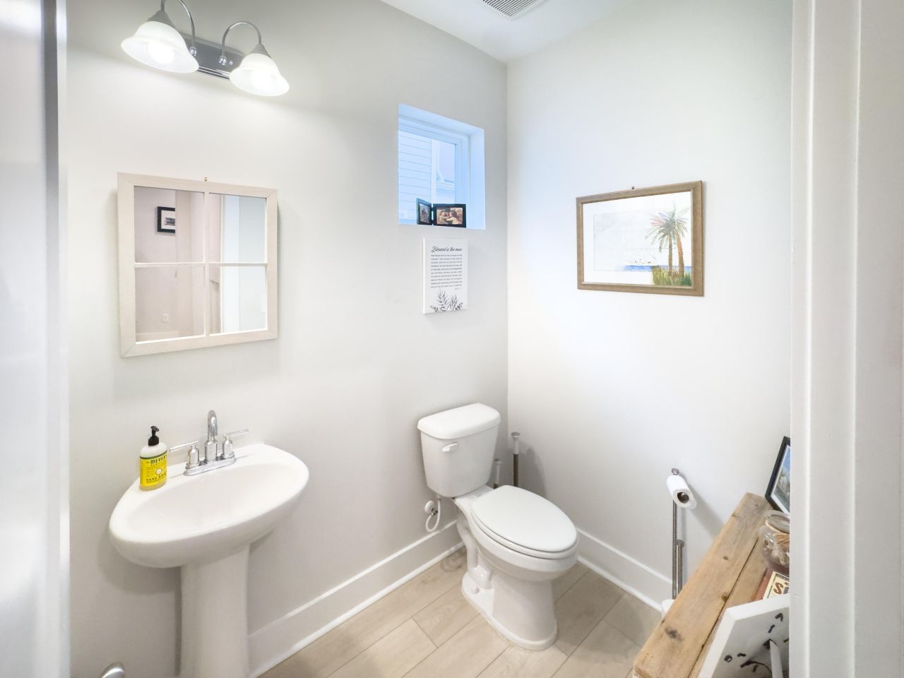 555 Blueway Avenue Photo 13