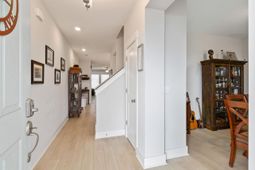 555 Blueway Avenue photo 4