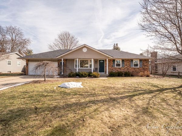 8148 Greenridge Drive, Jenison, MI 49428