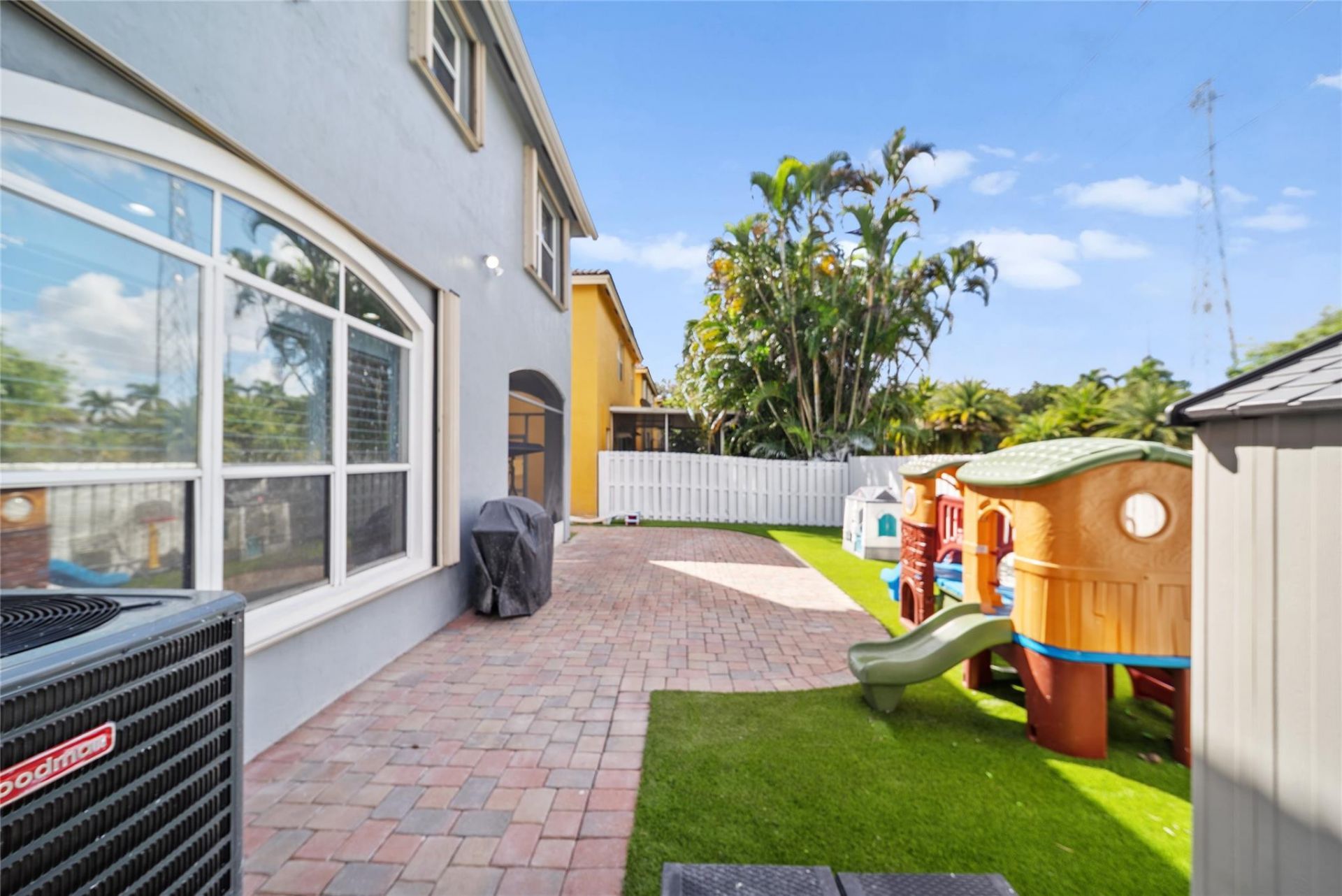 4916 SW 38th Way, Hollywood, FL 33312 Photo