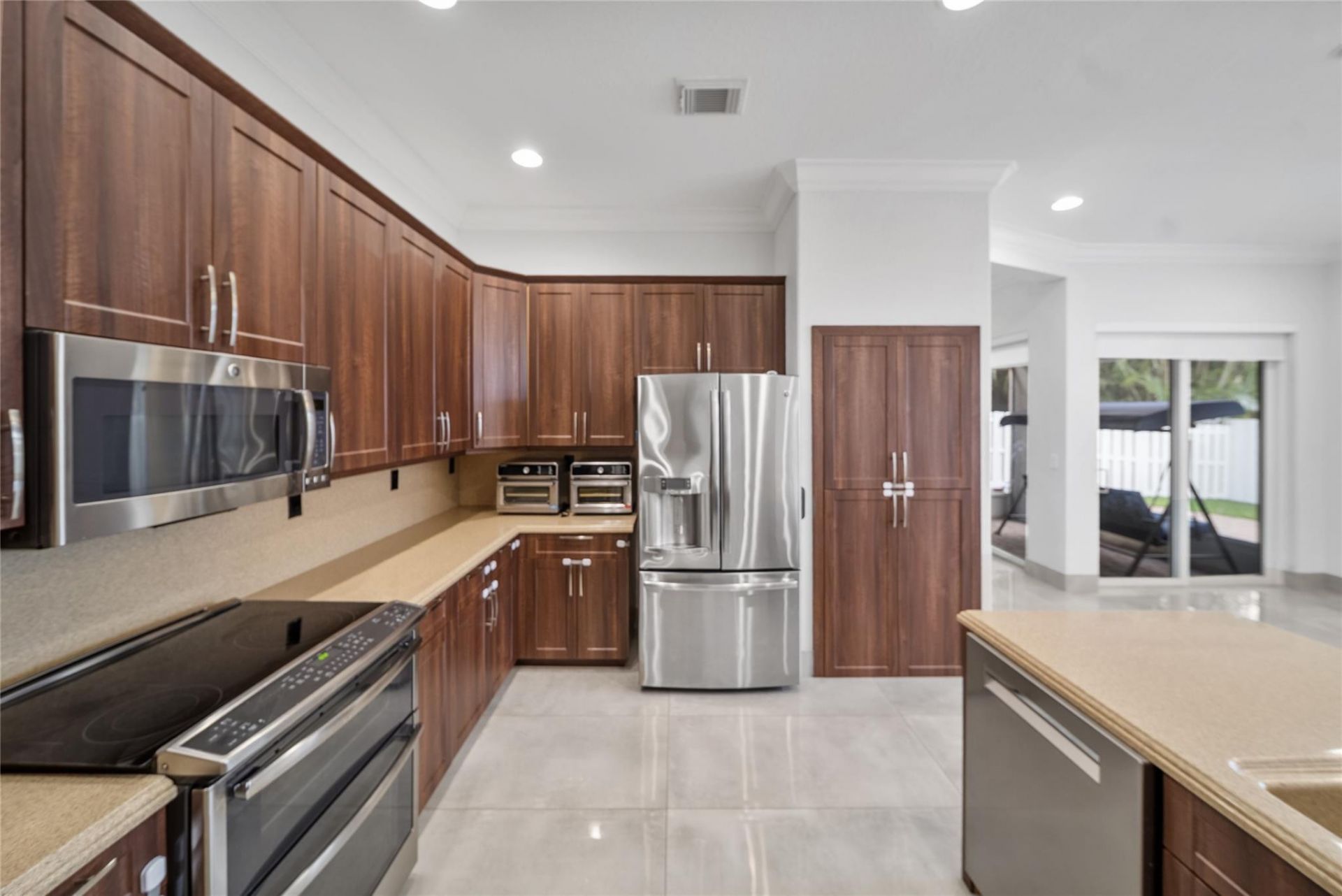 4916 SW 38th Way, Hollywood, FL 33312 Photo