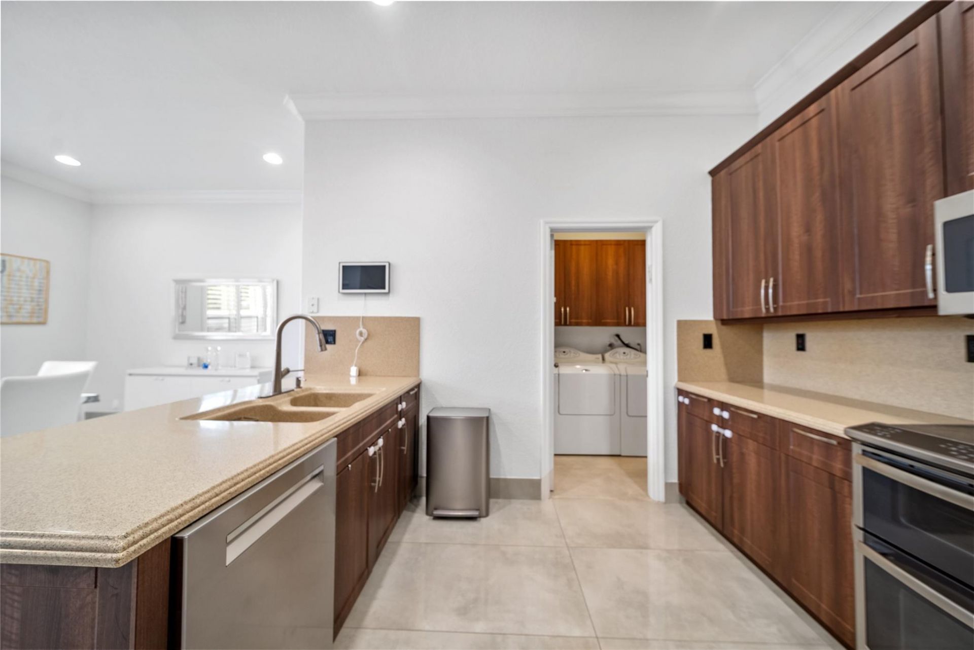 4916 SW 38th Way, Hollywood, FL 33312 Photo